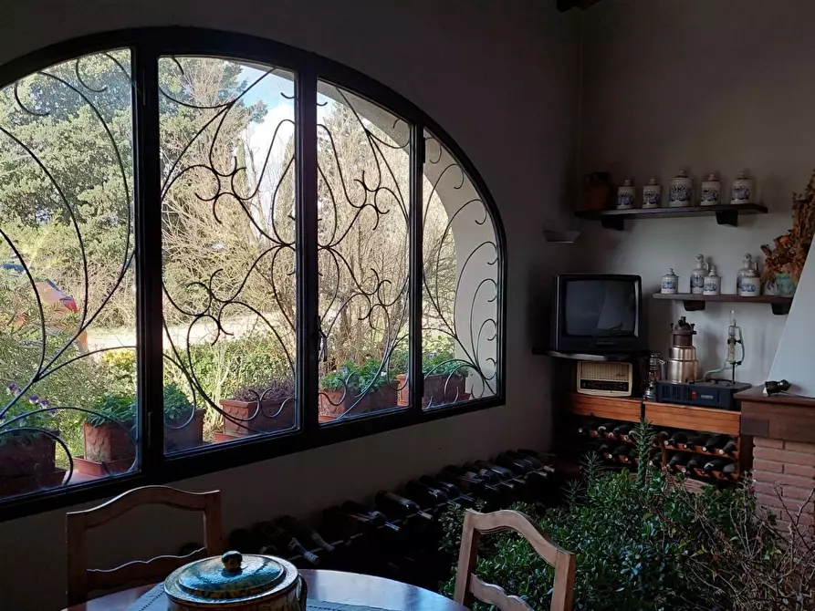 Immagine 21 di Casa colonica in vendita  a Lastra A Signa