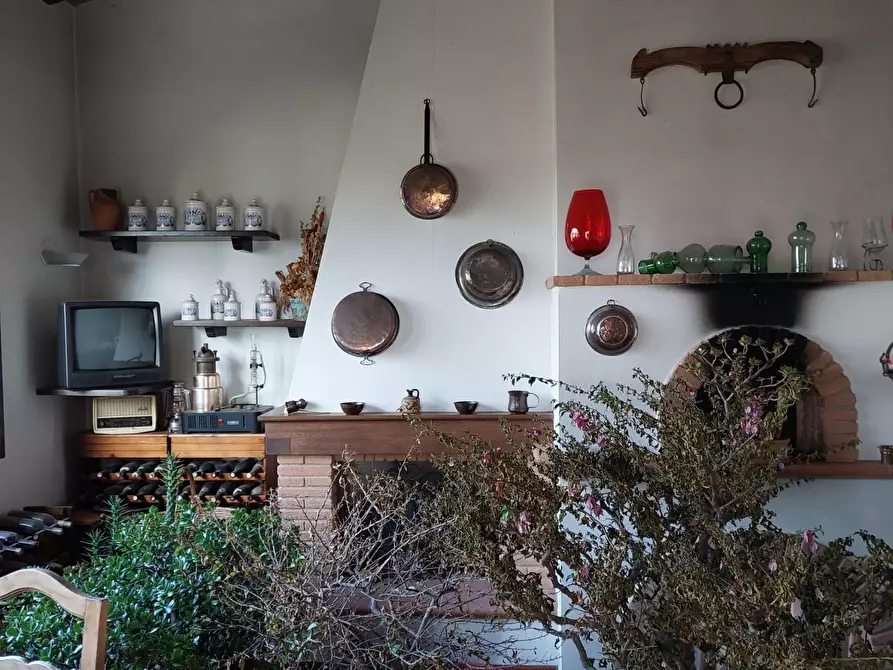 Immagine 20 di Casa colonica in vendita  a Lastra A Signa