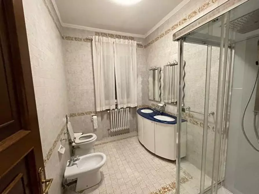 Immagine 26 di Villa in affitto  a Forte Dei Marmi