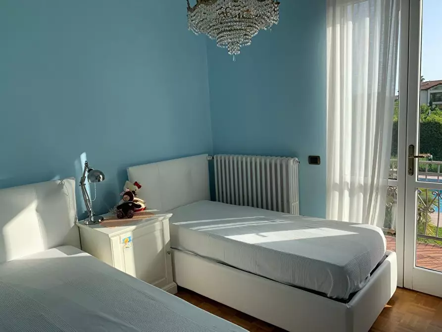 Immagine 21 di Villa in affitto  a Forte Dei Marmi