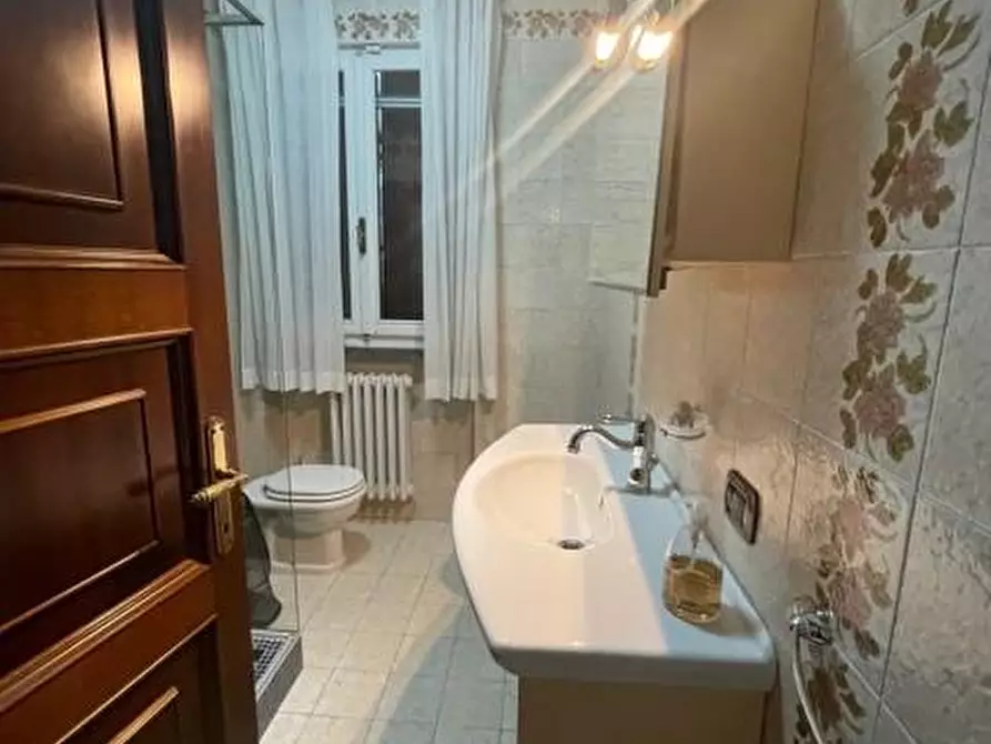 Immagine 32 di Villa in affitto  a Forte Dei Marmi