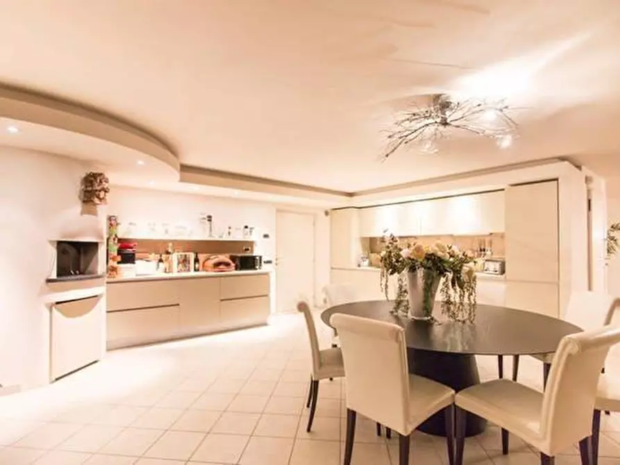 Immagine 42 di Villa in affitto  a Forte Dei Marmi