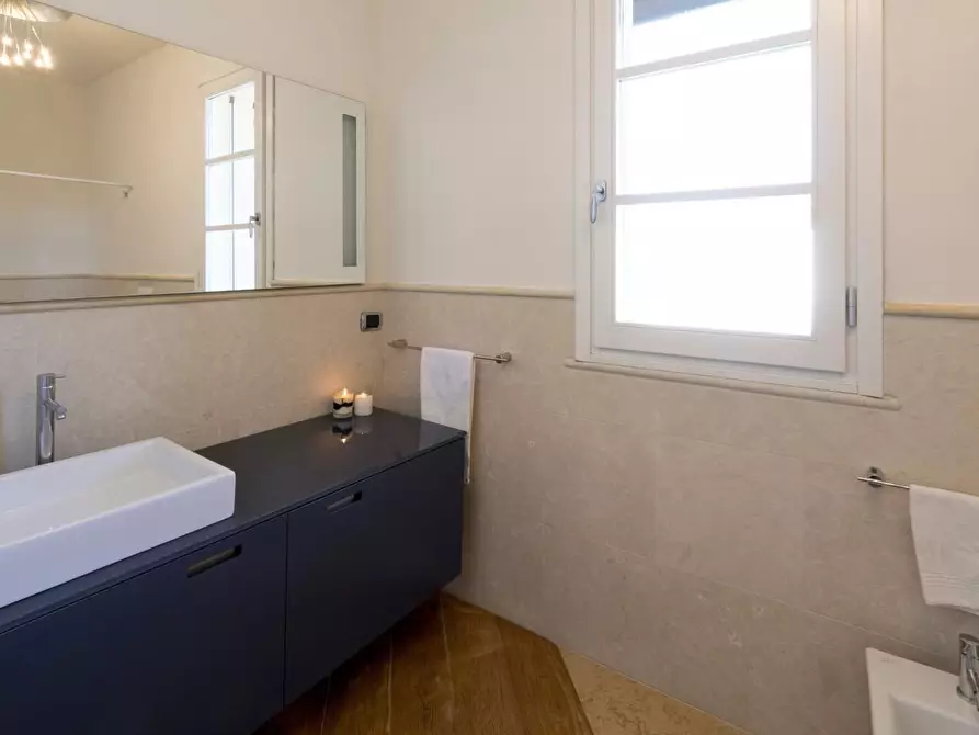 Immagine 27 di Villa in affitto  a Forte Dei Marmi