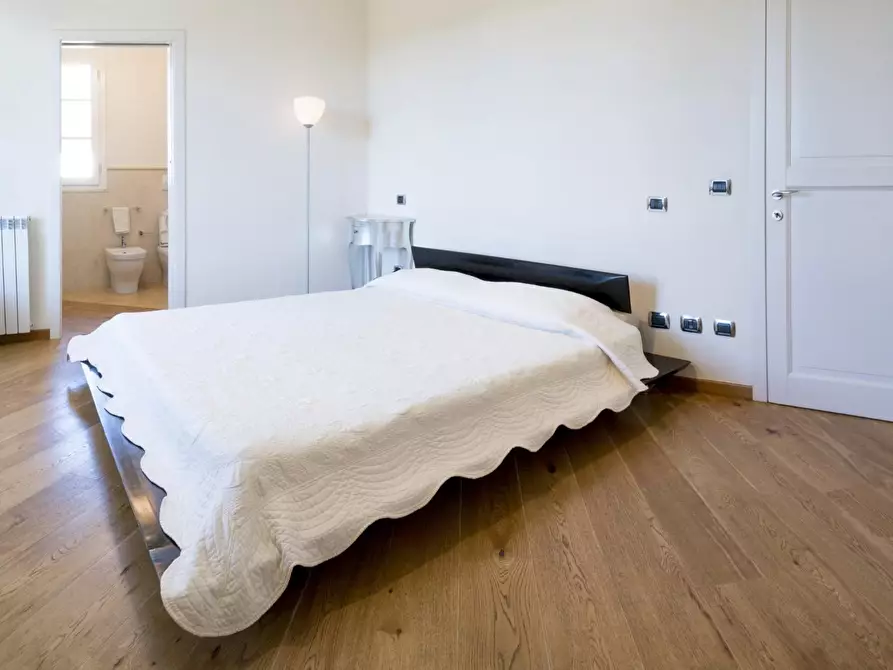 Immagine 29 di Villa in affitto  a Forte Dei Marmi