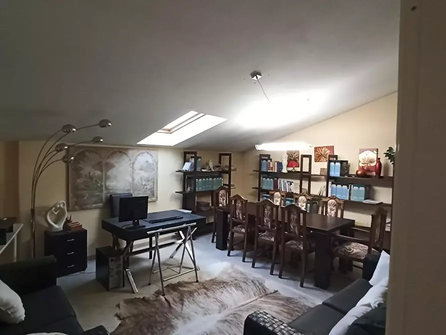 Immagine 5 di Appartamento in vendita  a Carrara