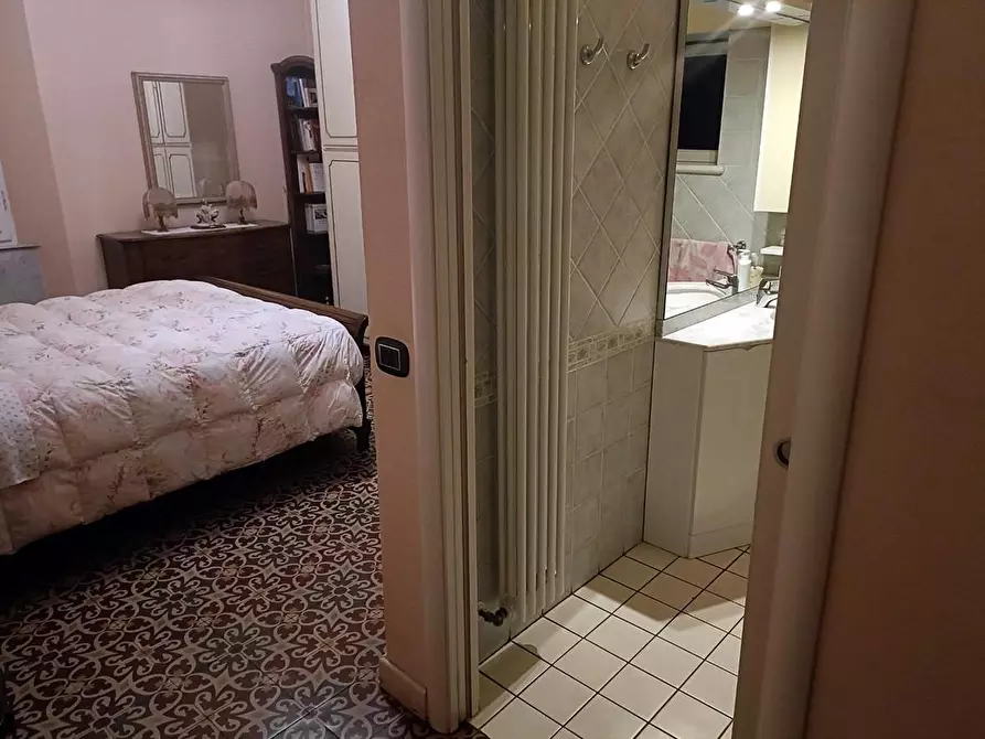 Immagine 13 di Appartamento in vendita  a Carrara