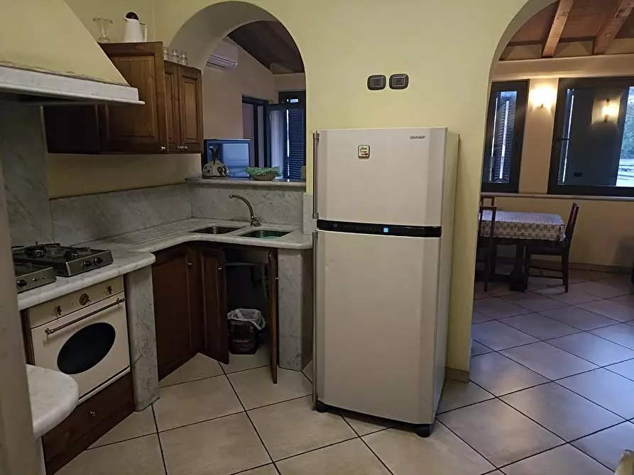 Immagine 7 di Appartamento in vendita  a Carrara