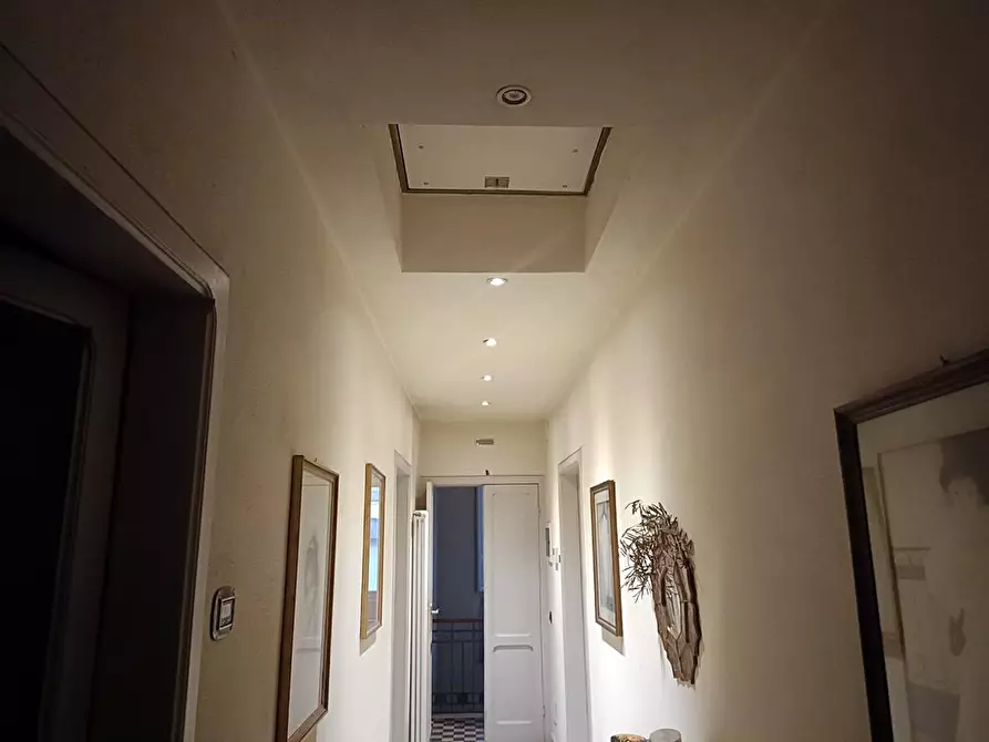 Immagine 19 di Appartamento in vendita  a Carrara