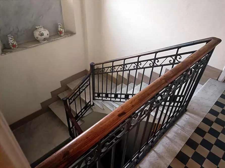 Immagine 27 di Appartamento in vendita  a Carrara