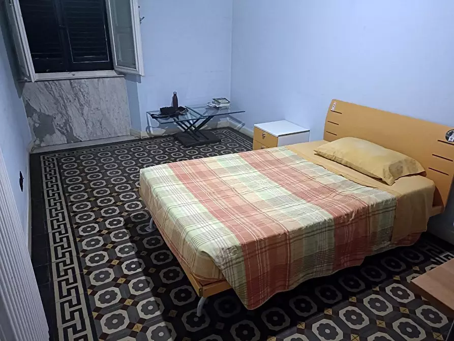 Immagine 11 di Appartamento in vendita  a Carrara