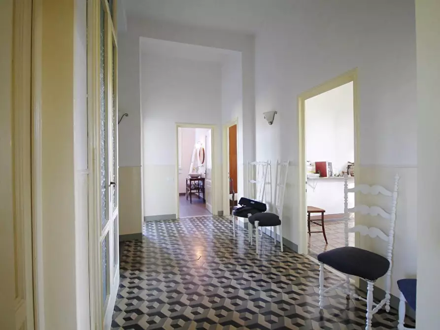 Immagine 21 di Villa in vendita  a Empoli
