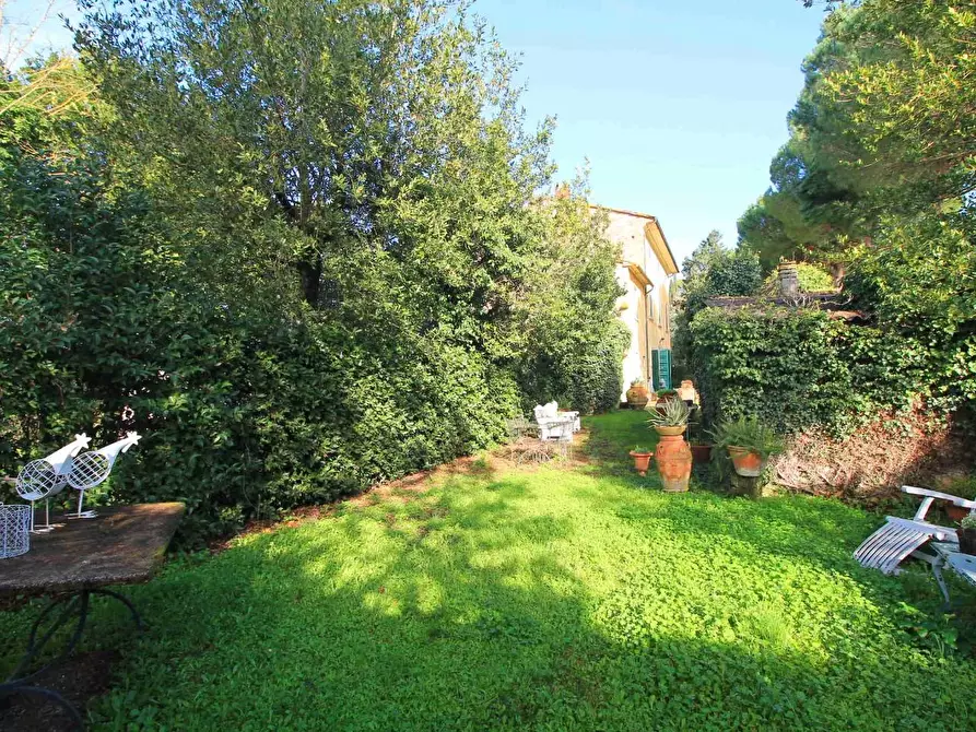 Immagine 51 di Villa in vendita  a Empoli