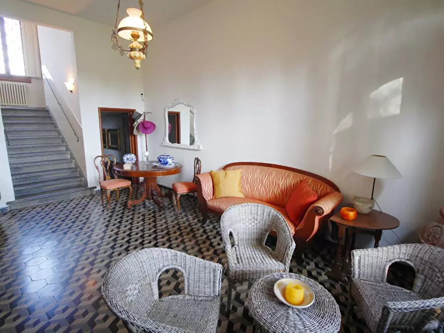 Immagine 32 di Villa in vendita  a Empoli
