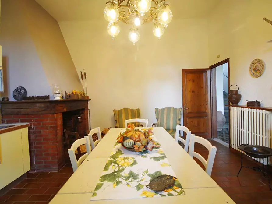 Immagine 34 di Villa in vendita  a Empoli