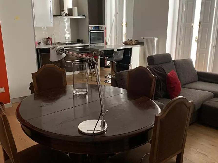 Immagine 13 di Villa in vendita  a Livorno