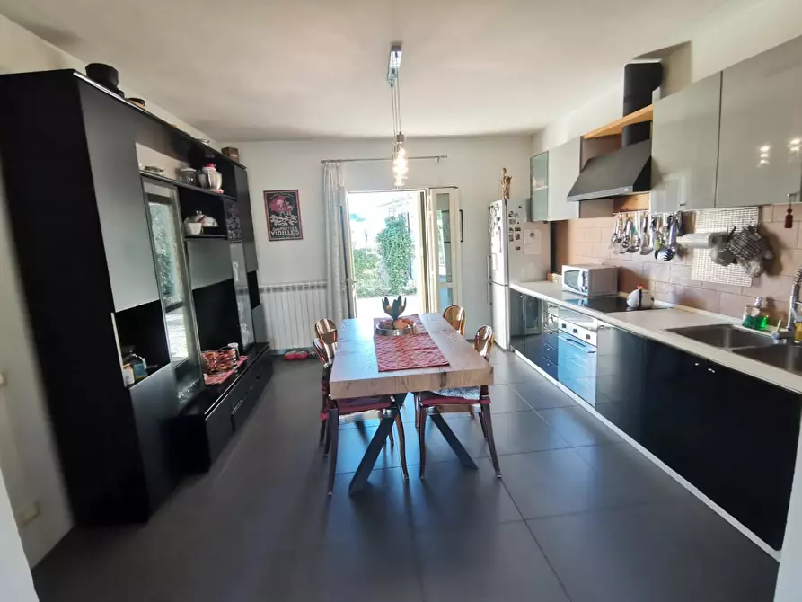 Immagine 2 di Casa indipendente in vendita  a San Giuliano Terme