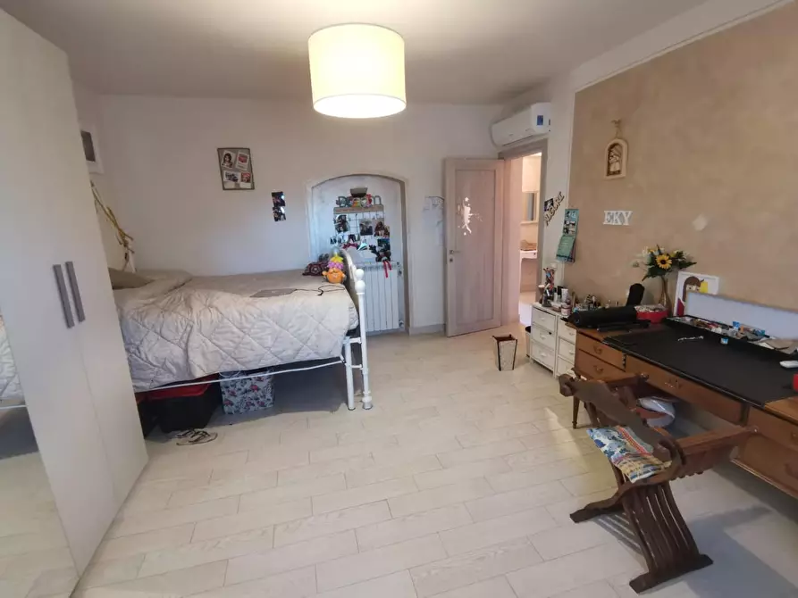 Immagine 38 di Casa indipendente in vendita  a San Giuliano Terme