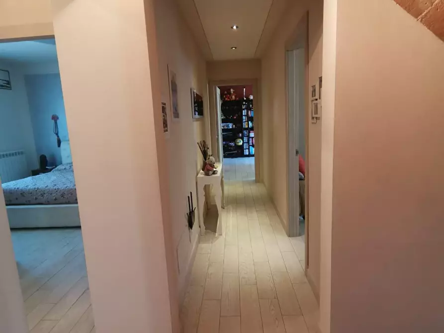 Immagine 18 di Casa indipendente in vendita  a San Giuliano Terme