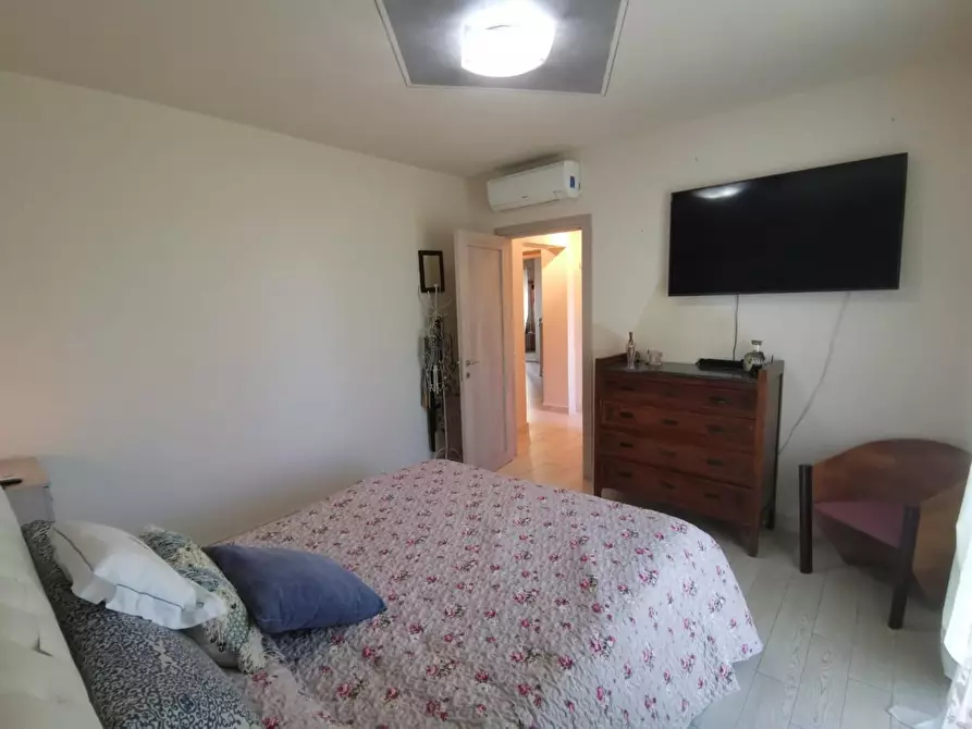 Immagine 36 di Casa indipendente in vendita  a San Giuliano Terme