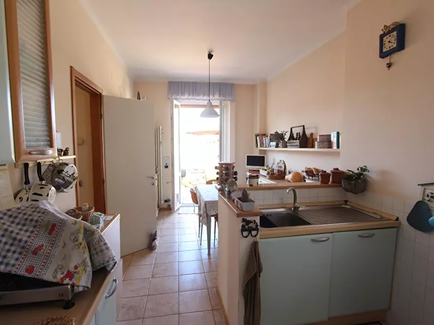 Immagine 18 di Appartamento in vendita  a La Spezia