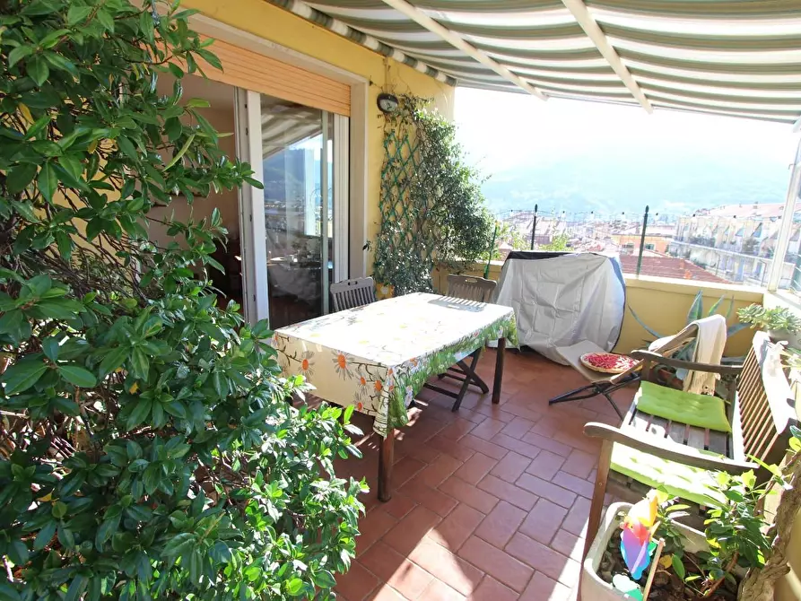 Immagine 2 di Appartamento in vendita  a La Spezia