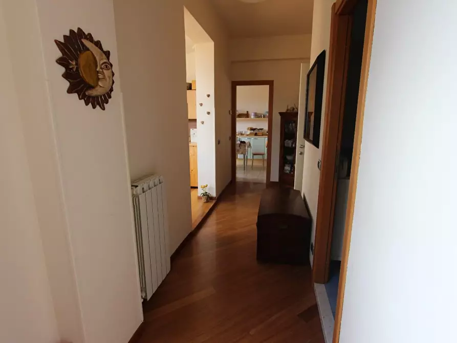 Immagine 16 di Appartamento in vendita  a La Spezia