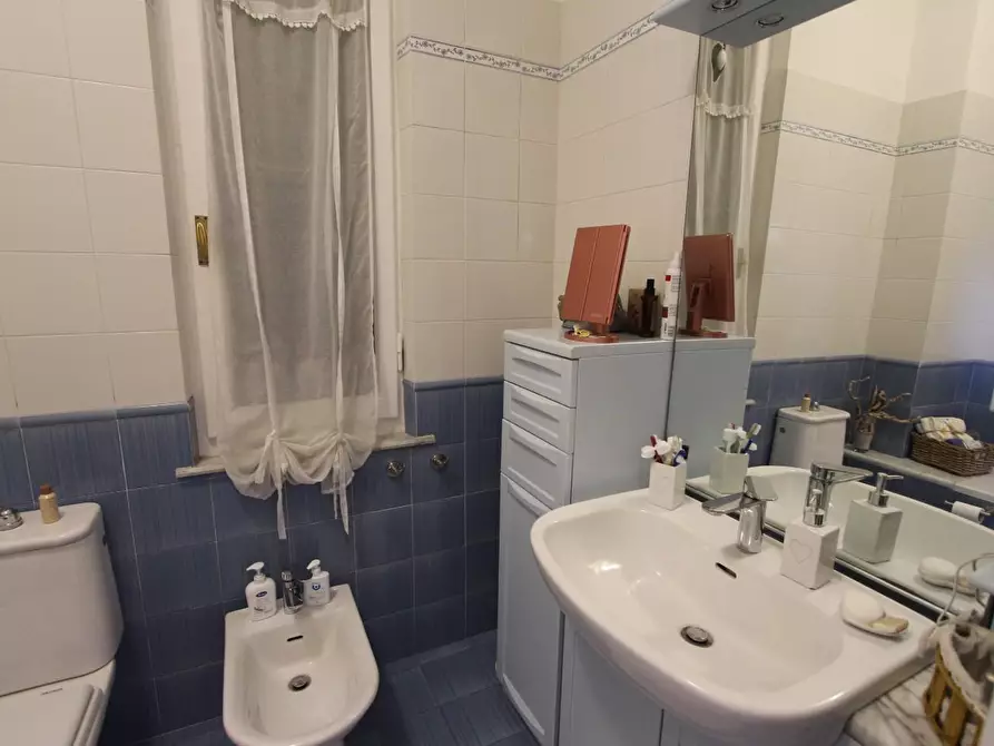 Immagine 29 di Appartamento in vendita  a La Spezia