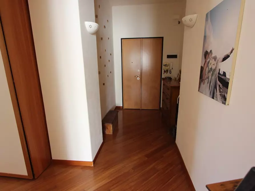 Immagine 46 di Appartamento in vendita  a La Spezia