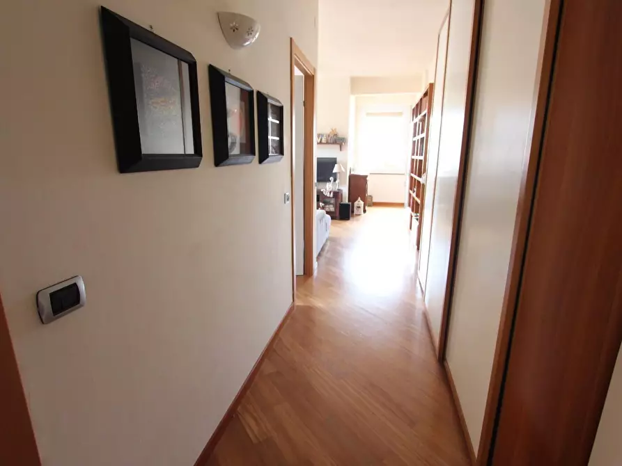 Immagine 14 di Appartamento in vendita  a La Spezia