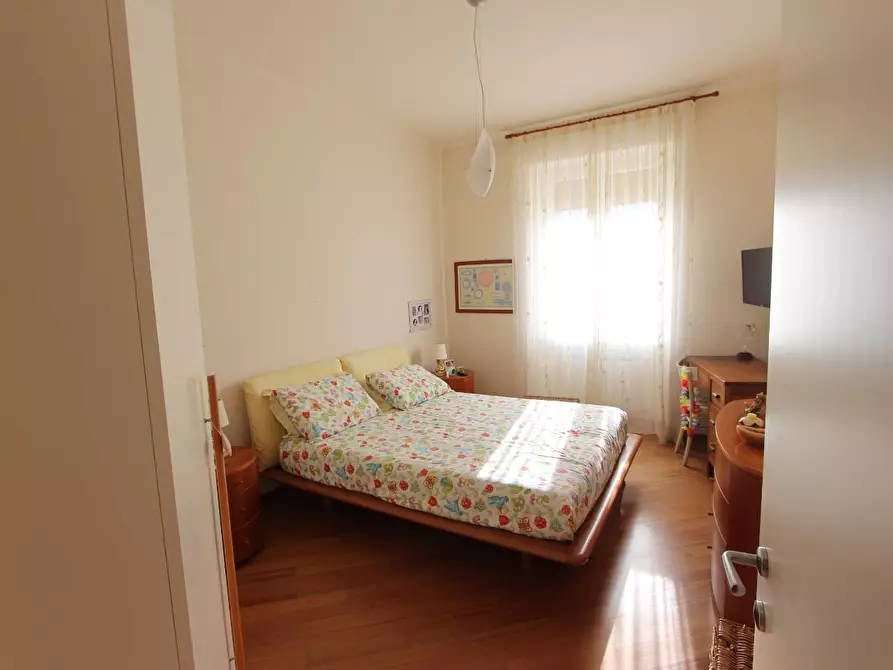 Immagine 50 di Appartamento in vendita  a La Spezia