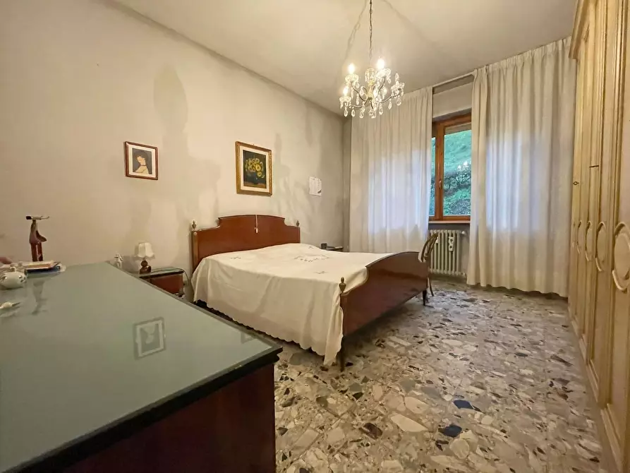 Immagine 6 di Appartamento in vendita  a Siena