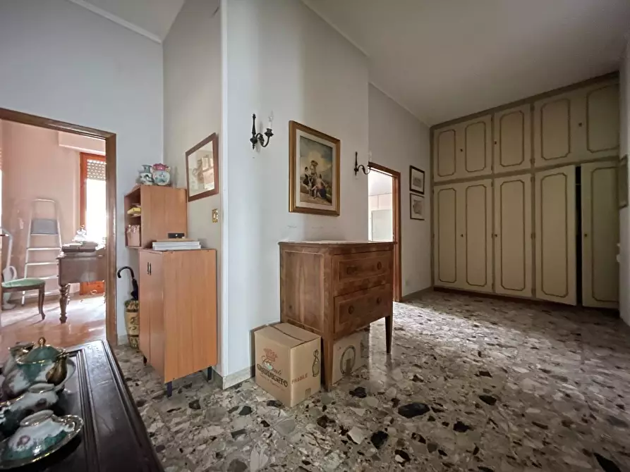 Immagine 21 di Appartamento in vendita  a Siena