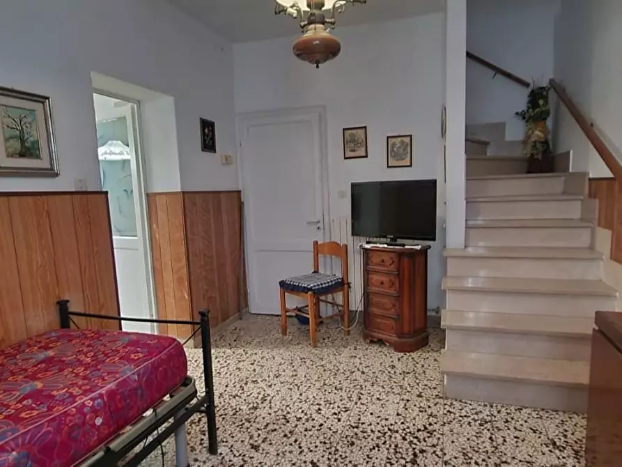 Immagine 18 di Porzione di casa in vendita  a Crespina Lorenzana