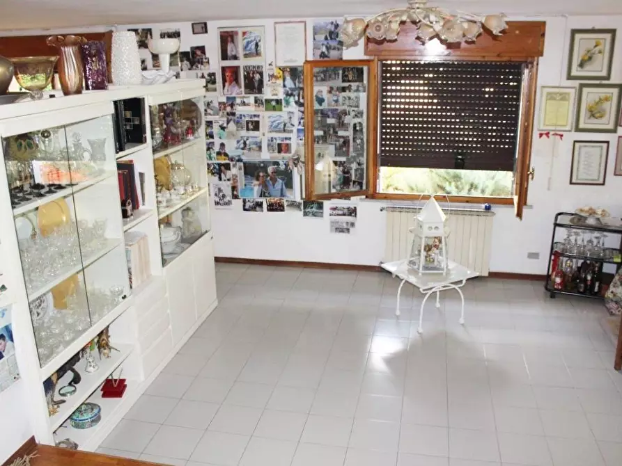 Immagine 22 di Appartamento in vendita  a Carrara