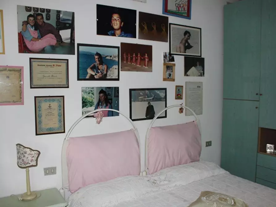 Immagine 15 di Appartamento in vendita  a Carrara