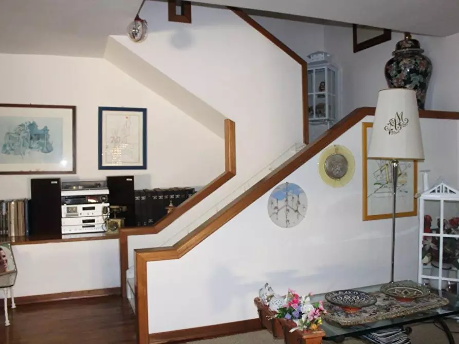 Immagine 26 di Appartamento in vendita  a Carrara