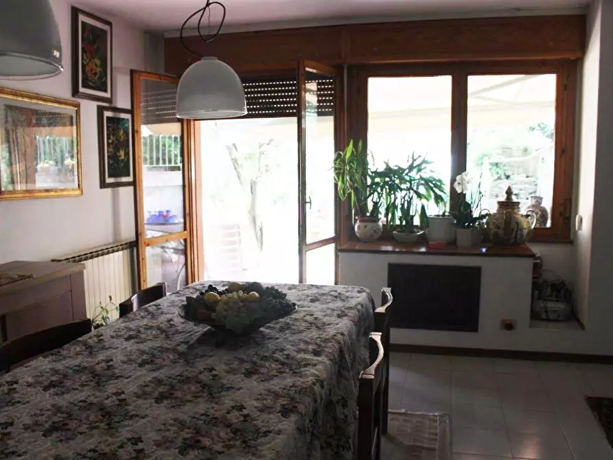 Immagine 24 di Appartamento in vendita  a Carrara