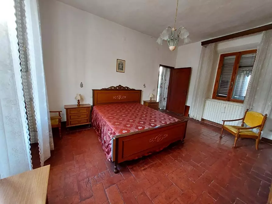 Immagine 12 di Casa indipendente in vendita  a Buti