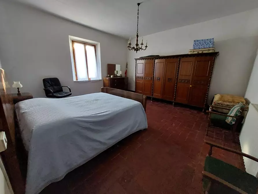 Immagine 17 di Casa indipendente in vendita  a Buti