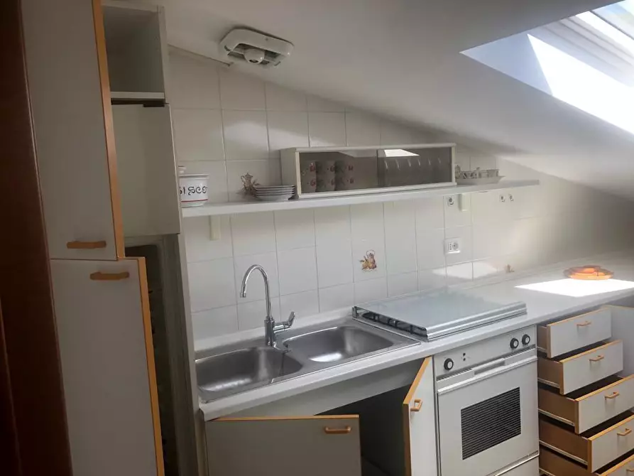 Immagine 42 di Casa semindipendente in affitto  a Forte Dei Marmi