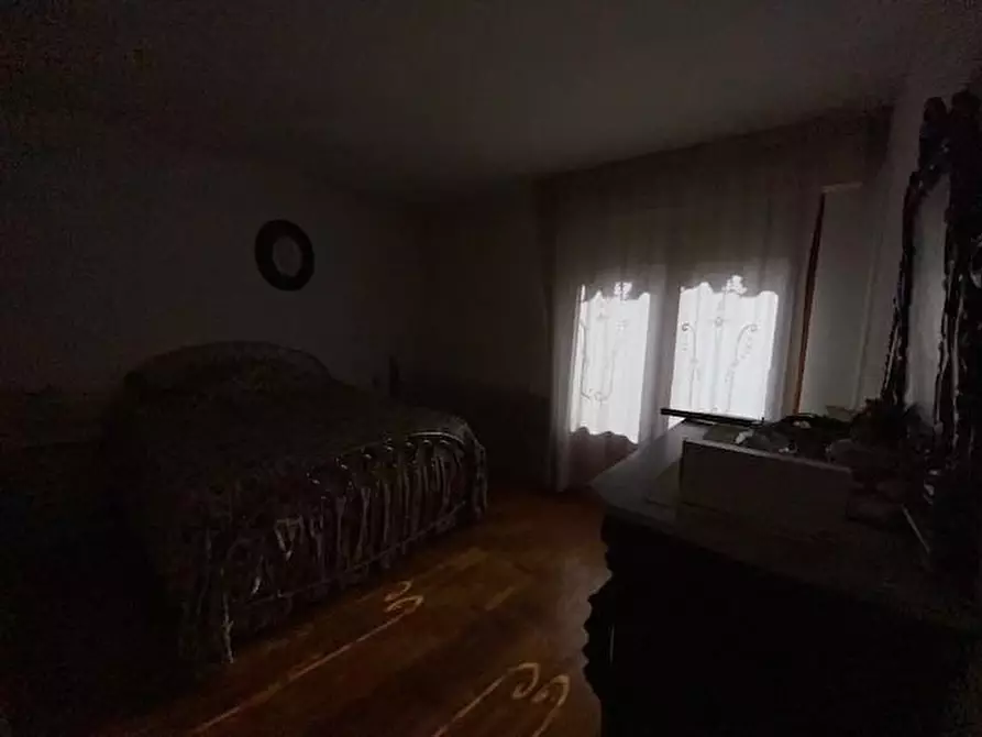 Immagine 14 di Villa in vendita  a Massa E Cozzile