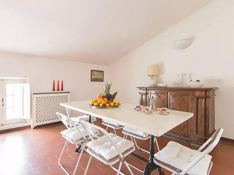 Immagine 4 di Mansarda in affitto  a Forte Dei Marmi