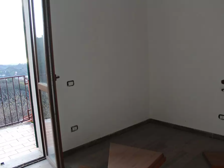 Immagine 13 di Villetta a schiera in vendita  a Carrara