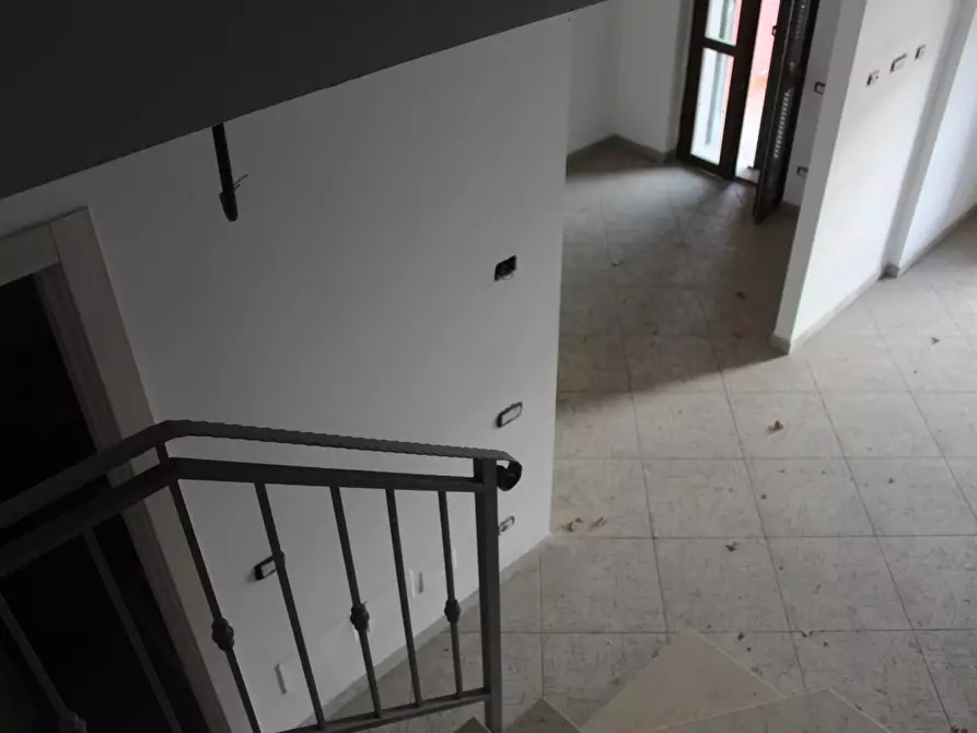 Immagine 14 di Villetta a schiera in vendita  a Carrara