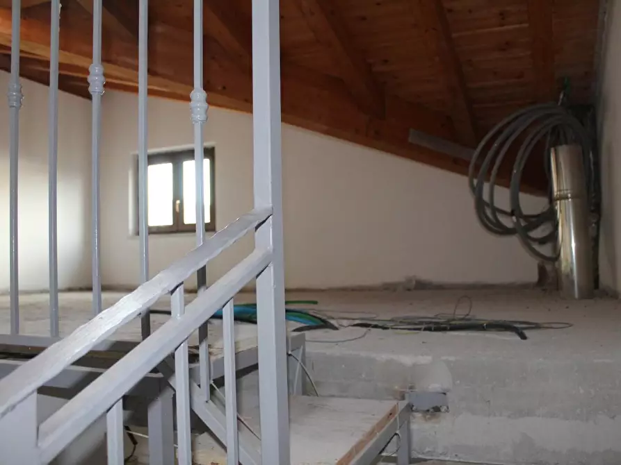 Immagine 7 di Villetta a schiera in vendita  a Carrara