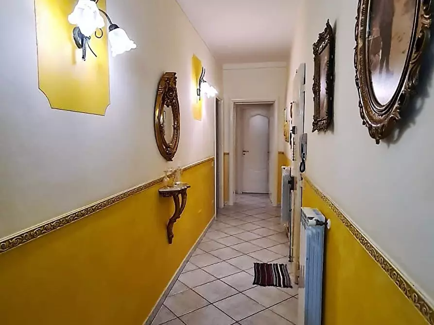 Immagine 17 di Appartamento in vendita  a Fucecchio