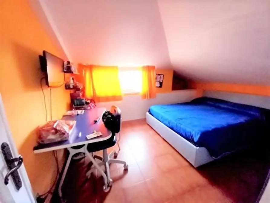 Immagine 20 di Mansarda in vendita  a Massa