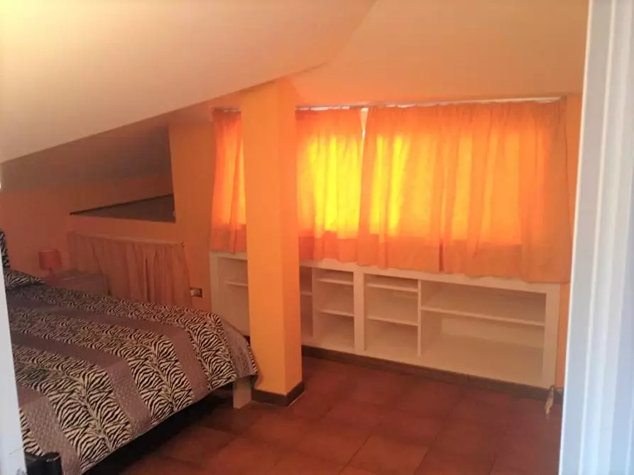 Immagine 27 di Mansarda in vendita  a Massa