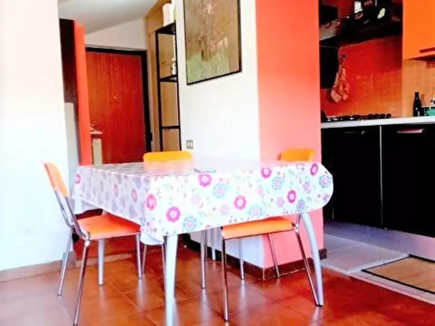 Immagine 9 di Mansarda in vendita  a Massa