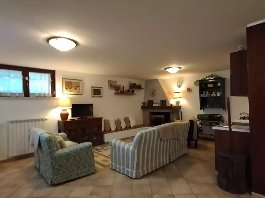 Immagine 26 di Casa bifamiliare in vendita  a Carrara